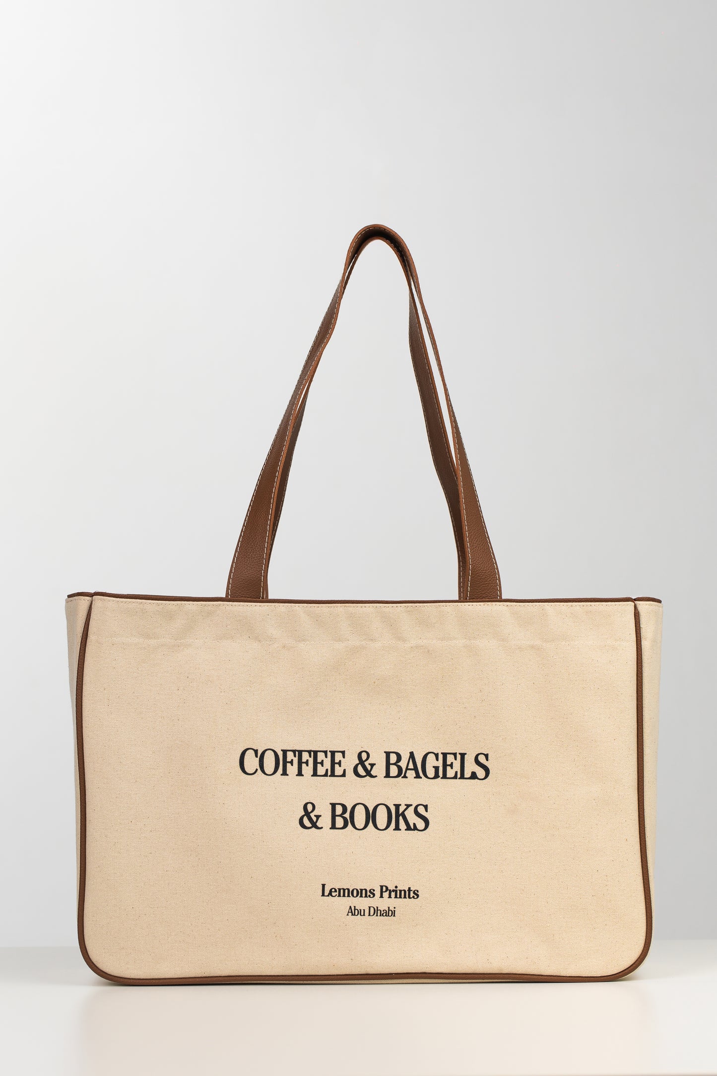 LAURA COFFEE & BAGELS & BOOKS